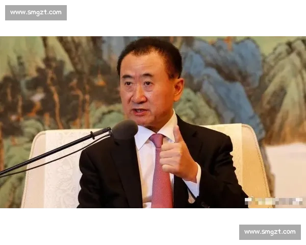 许家印对决王健林地产大佬命运分岔与时代沉浮录中国商业风云观察